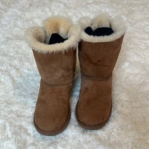UGG Brown and Cream Boots Classic Slip-On Design size 5
